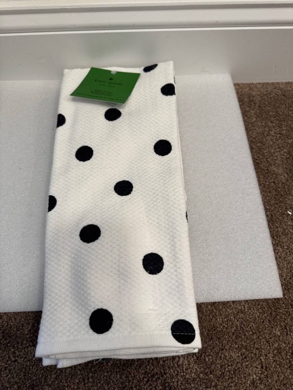 kate spade set of 3 white with black polka dots kitchen towels NWT
